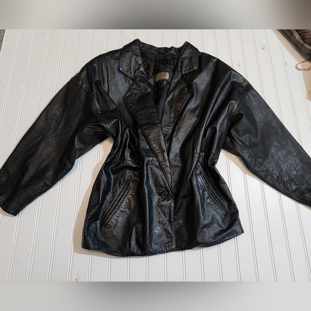 Women’s Black Leather Single-Button Blazer Jacket